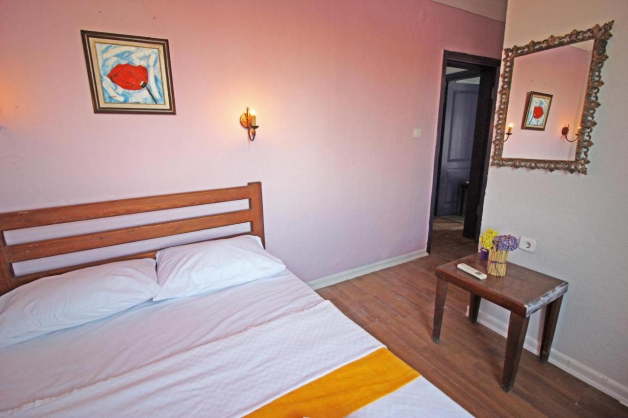 Eflatun Konuk Evi Hotel Canakkale Exterior foto